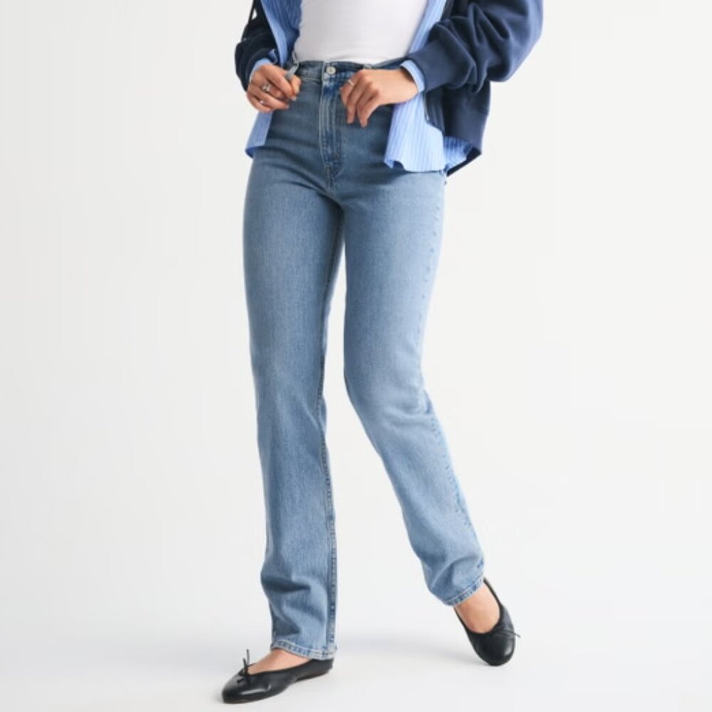 NEW NWT ABERCROMBIE & FITCH 90s STRAIGHT ULTRA HIGH RISE JEANS STRETCH 2 Short